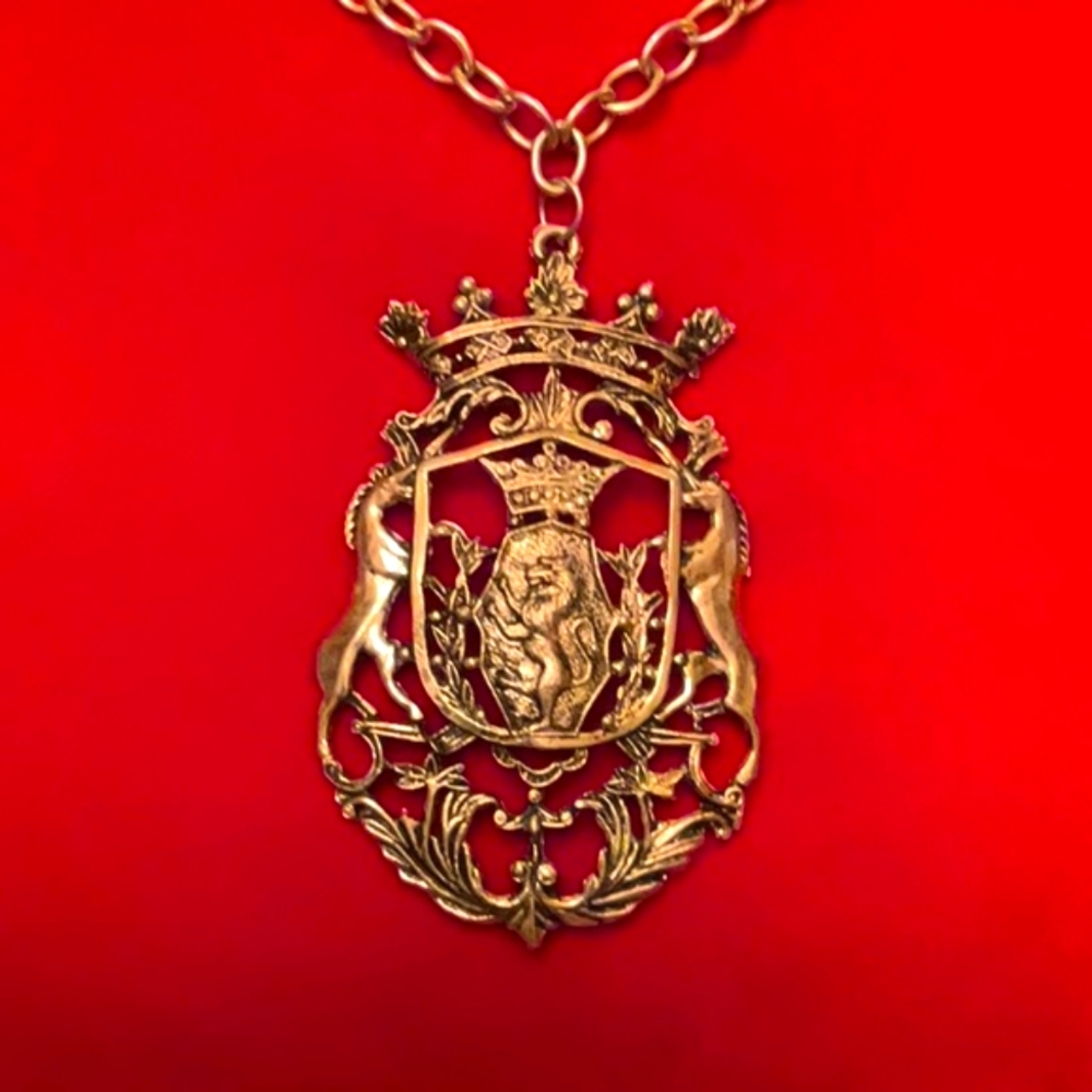 Vintage Royal Crown Heraldic 60s Necklace